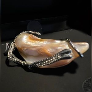 Plated Mother of Pearl Pendant